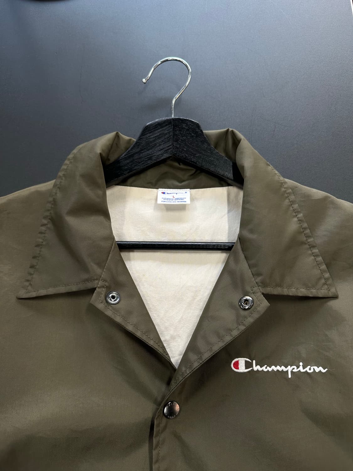 챔피온 백 빅로고 코치자켓 카키 상품이미지7