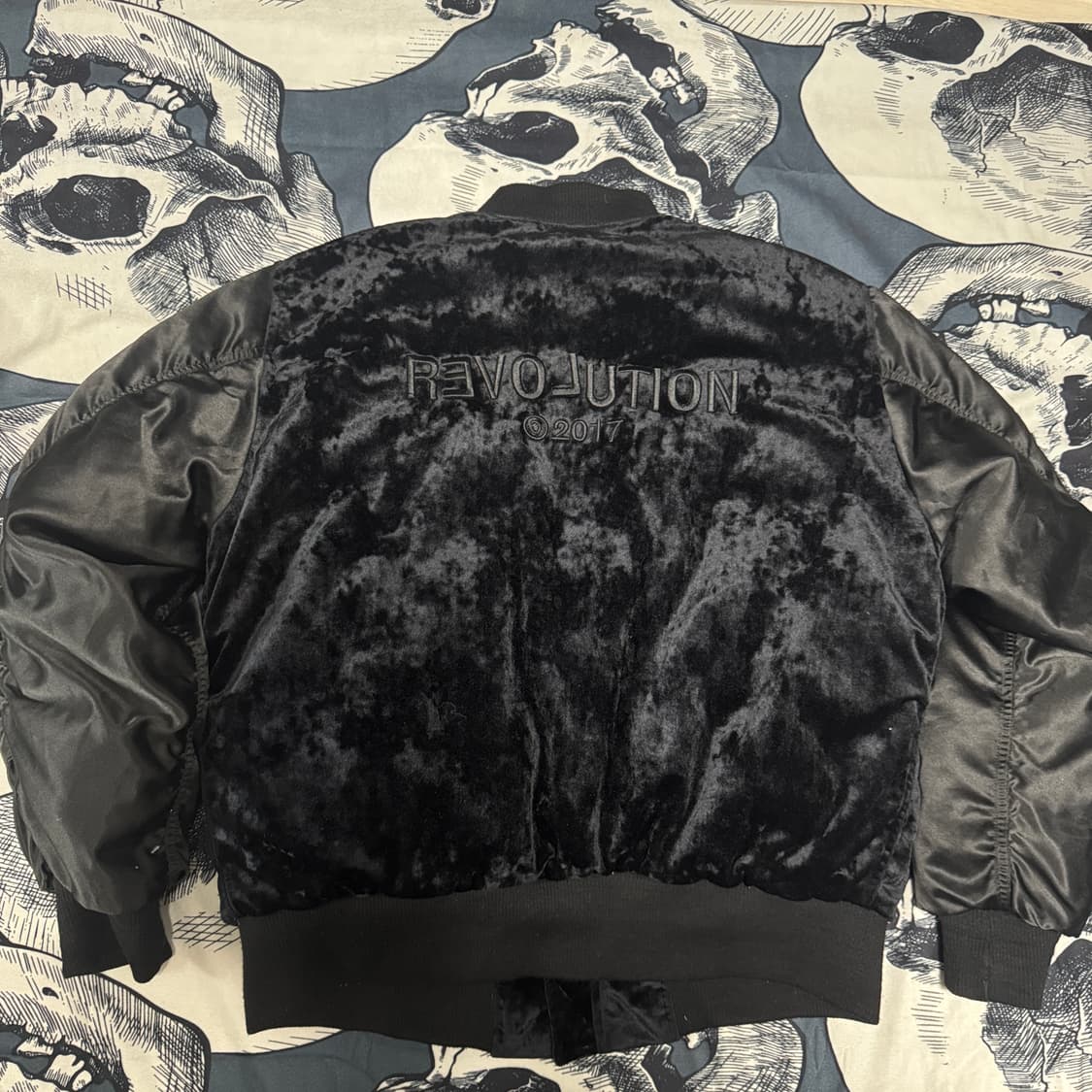 덕다이브 벨벳 MA-1 항공패딩점퍼  L사이즈 상품이미지3