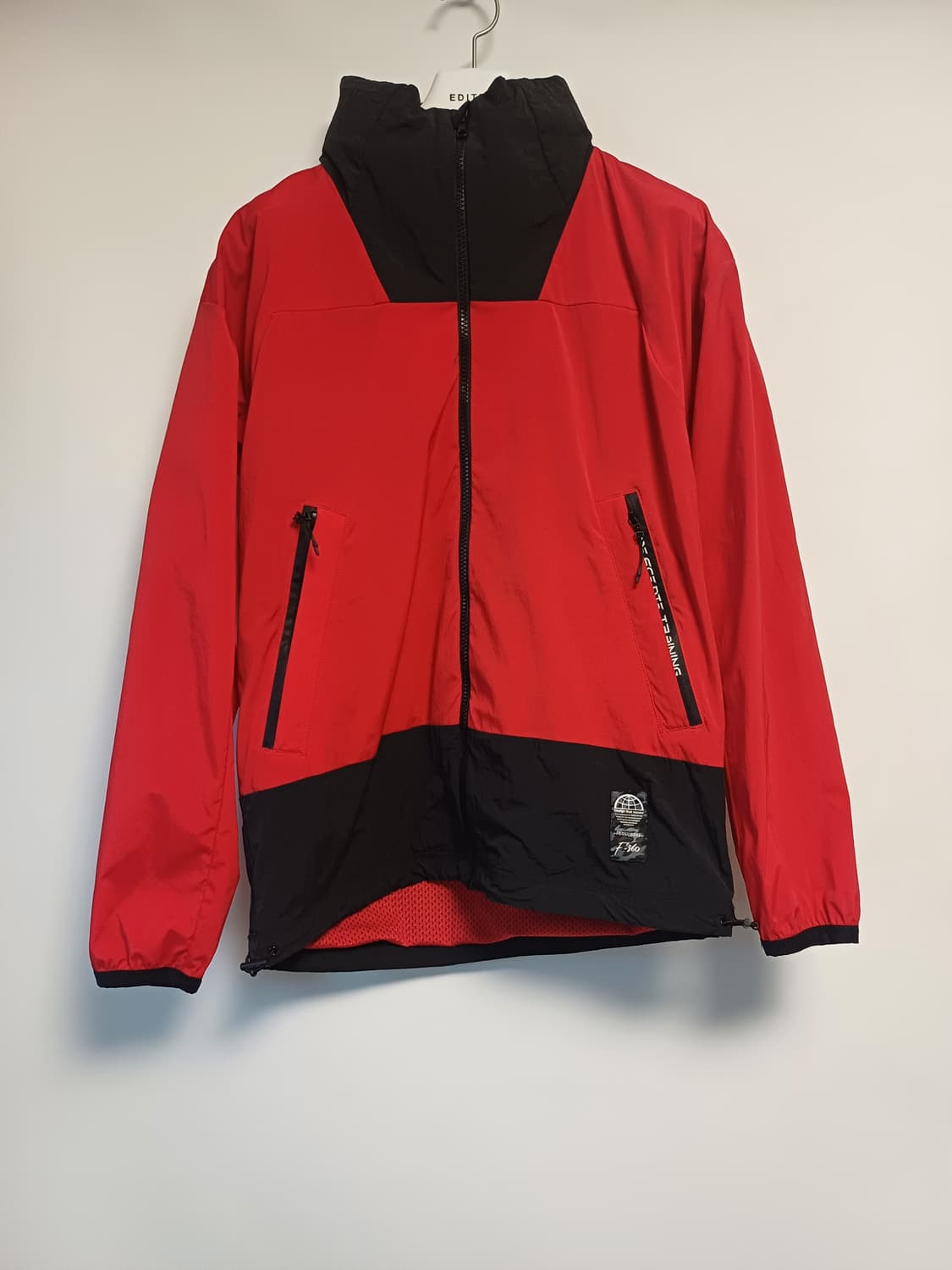 데상트 F-360 기능성 빅로고 바람막이 (정품/상태최상) 상품이미지1