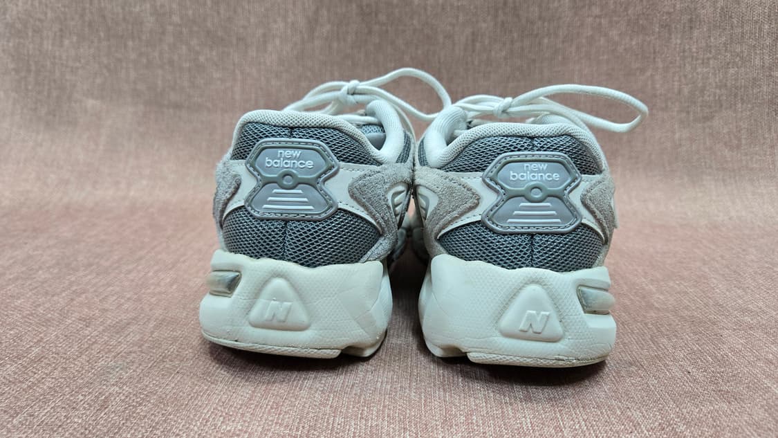 뉴발란스 245mm-  725 그레이 스니커즈 운동화 상품이미지5