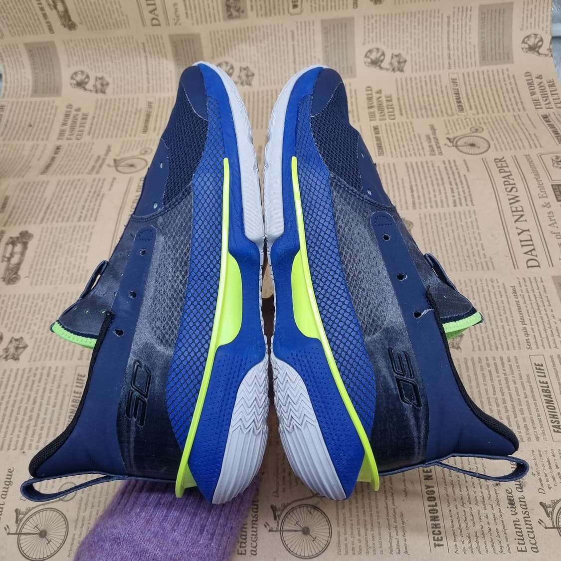 언더아머 커리7 농구화270 상품이미지5