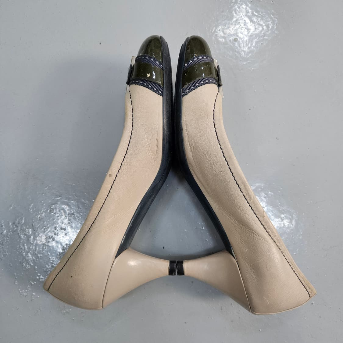 5 페라가모 키튼 힐 펌프스 0408Y 상품이미지5