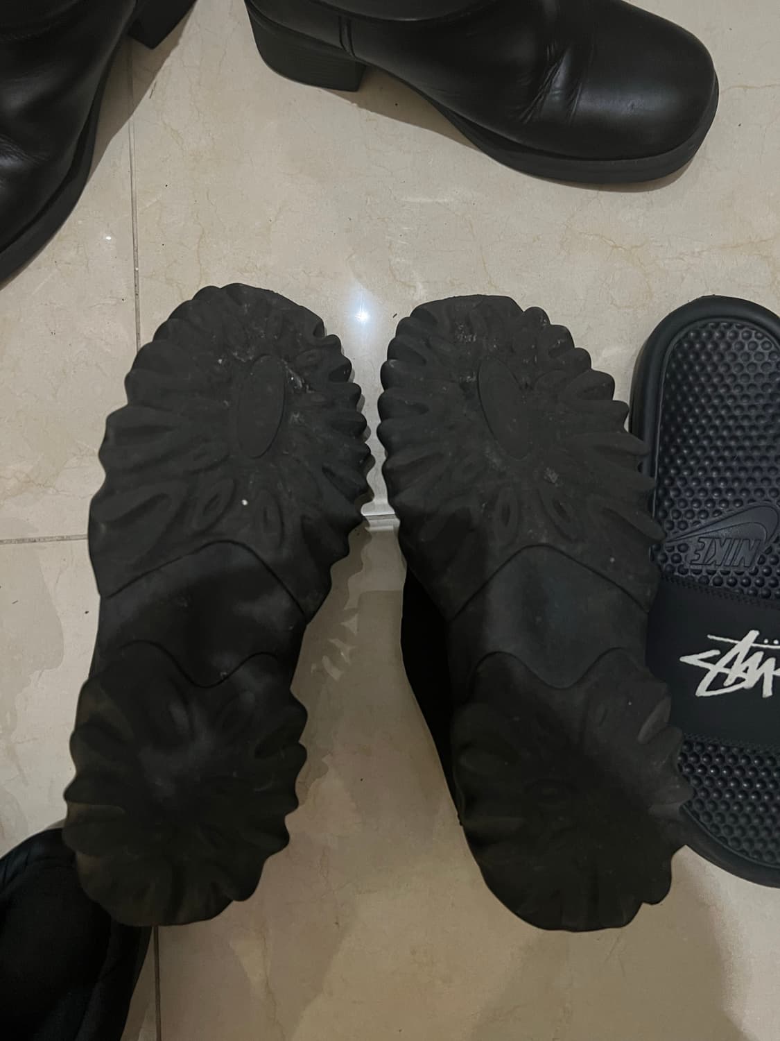 준야 오클리 뮬 270 상품이미지3