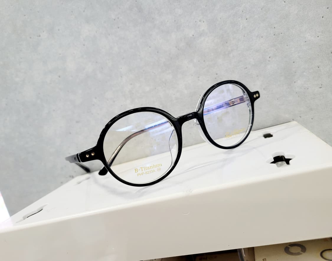 폴휴먼 안경 PHF-5233A(초경량티탄뿔) 상품이미지4