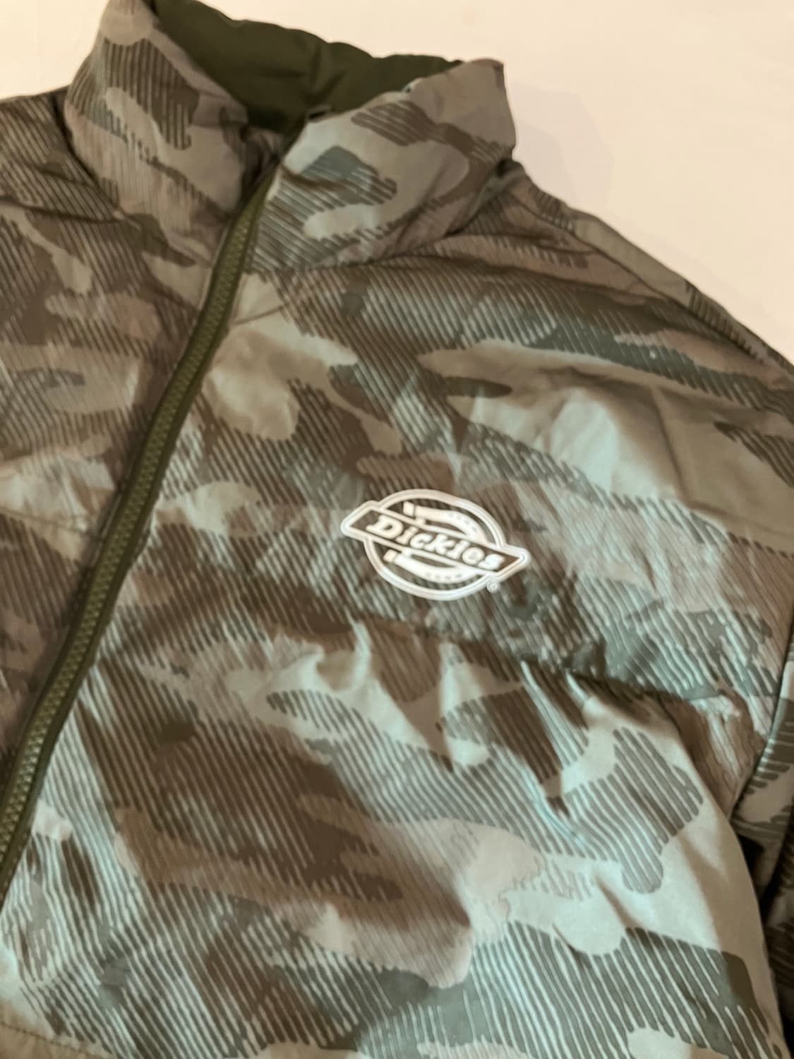 대장급 디키즈 카모 리버시블 다운 패딩 상품이미지2