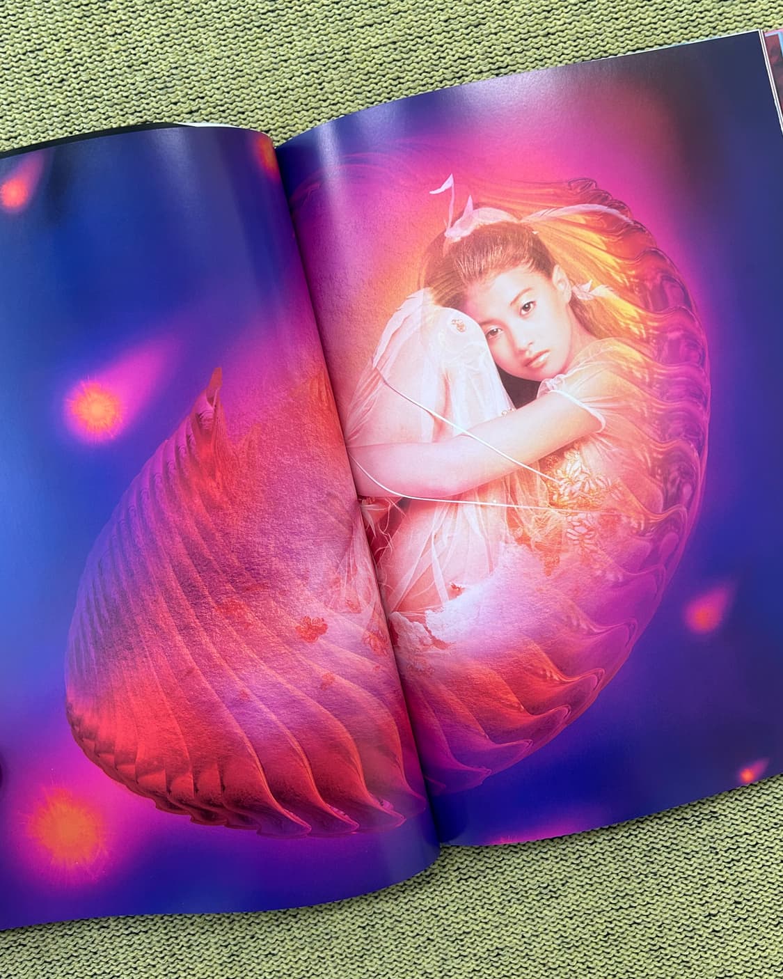 Natural, Illusion 요시카와 히나노 사진집 2권 아트북  상품이미지4