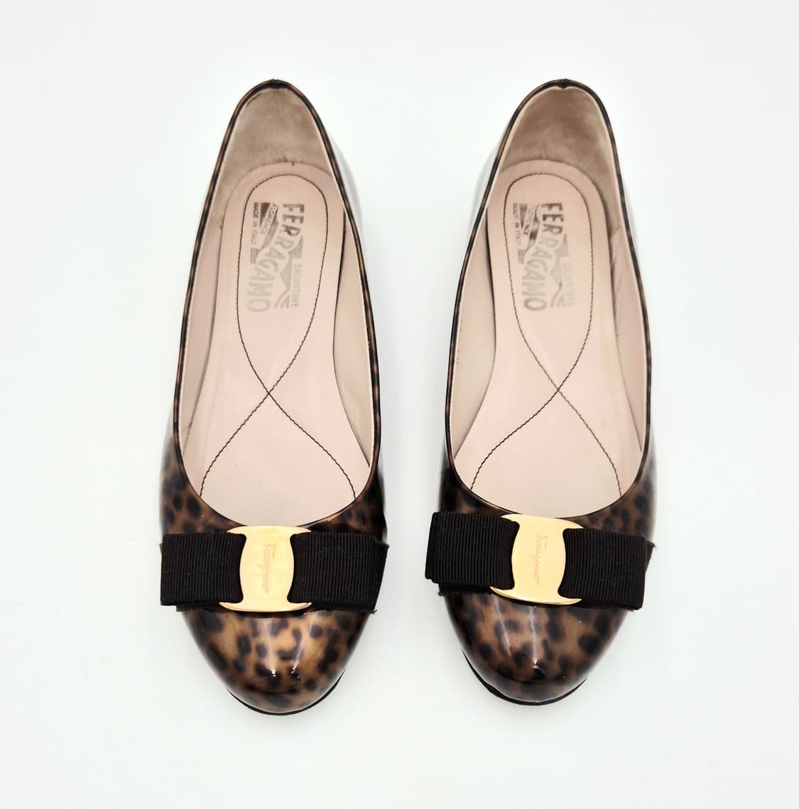 페라가모 바라 리본 플랫 (레오파드 패턴) 5D 상품이미지10