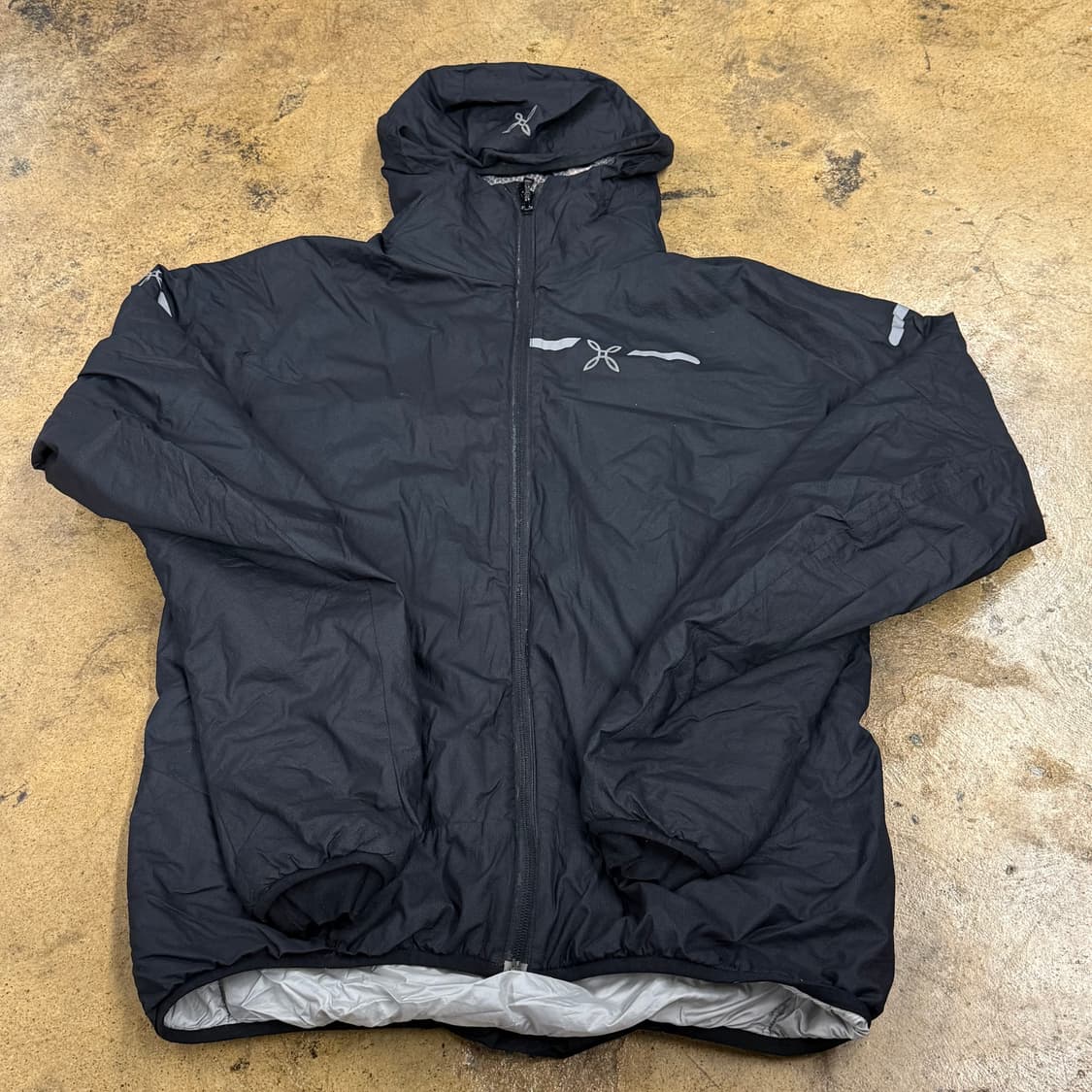 [정품/L] 몬츄라 바람막이 블랙 후드 자켓 b14 상품이미지2