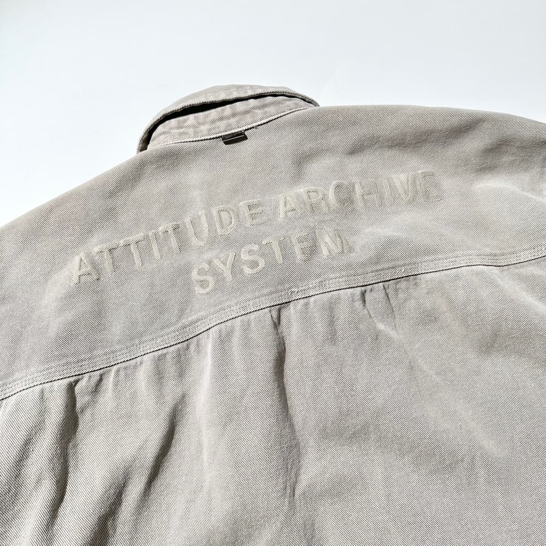 22fw 시스템옴므 백로고 데님 셔츠 상품이미지4