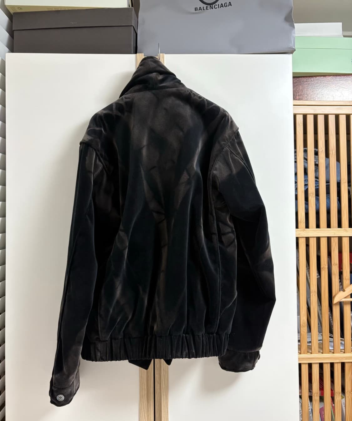 M) 지용킴 22AW 쉘카라 벨벳 봄버 상품이미지3