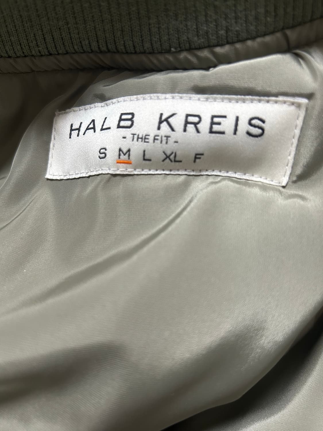 하프크라이즈 레이아웃 카키 ma-1 상품이미지4