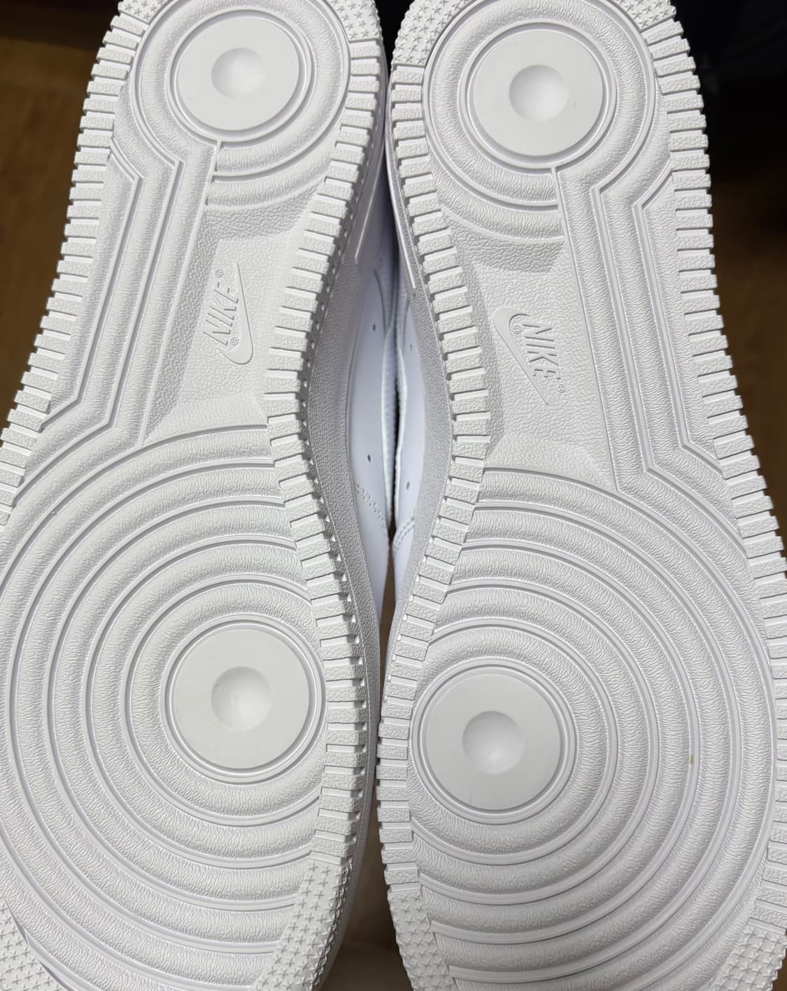 290) 나이키 에어포스 1 '07 로우 화이트 상품이미지2