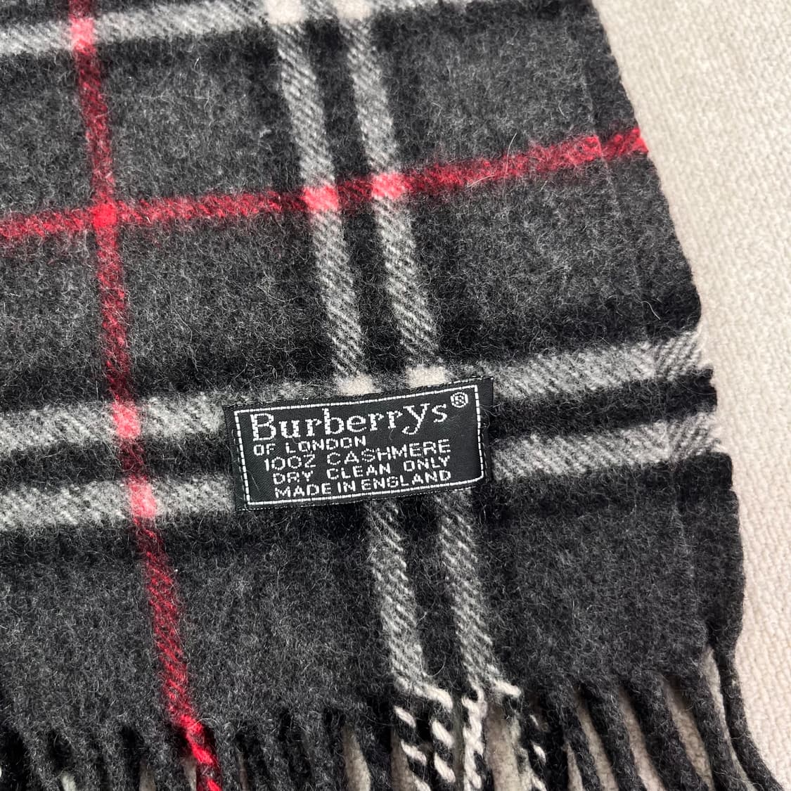 버버리 노바체크 차콜 캐시미어 머플러 상품이미지3