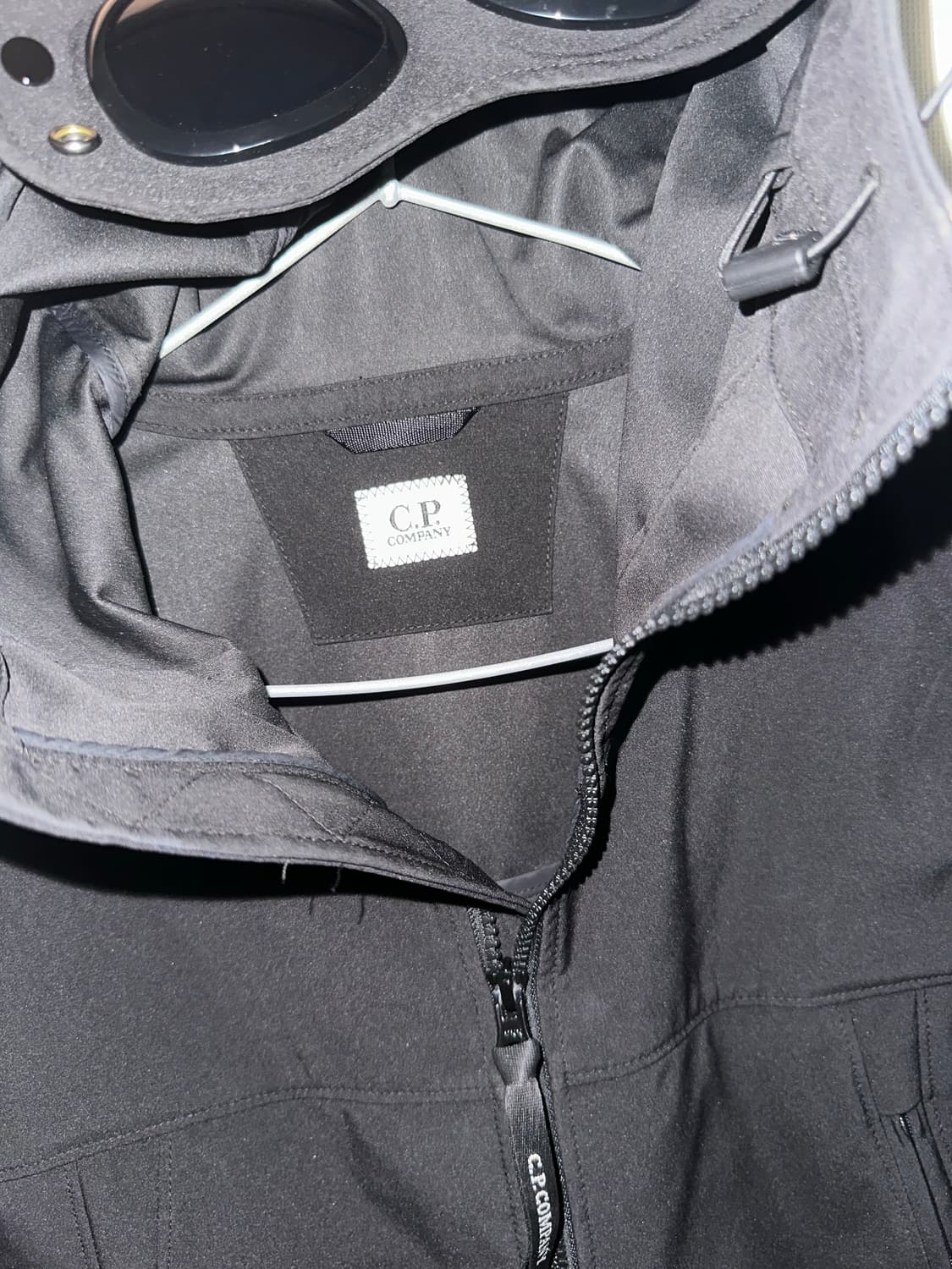 cp컴퍼니 쉘 고글 자켓 23ss 상품이미지4