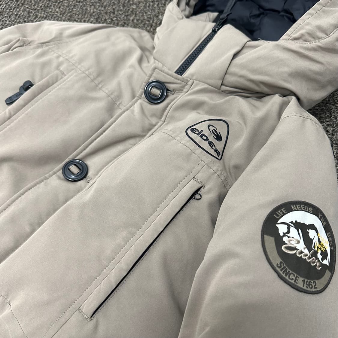 아이더 여성 덕다운 롱 패딩 야상 점퍼 S 상품이미지3