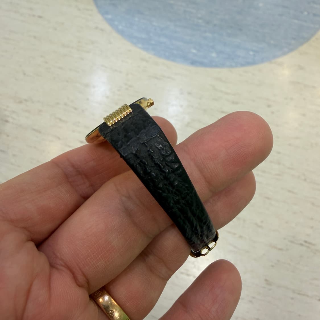 크리스찬 디올 블랙문 여성 정장 시계 상품이미지8