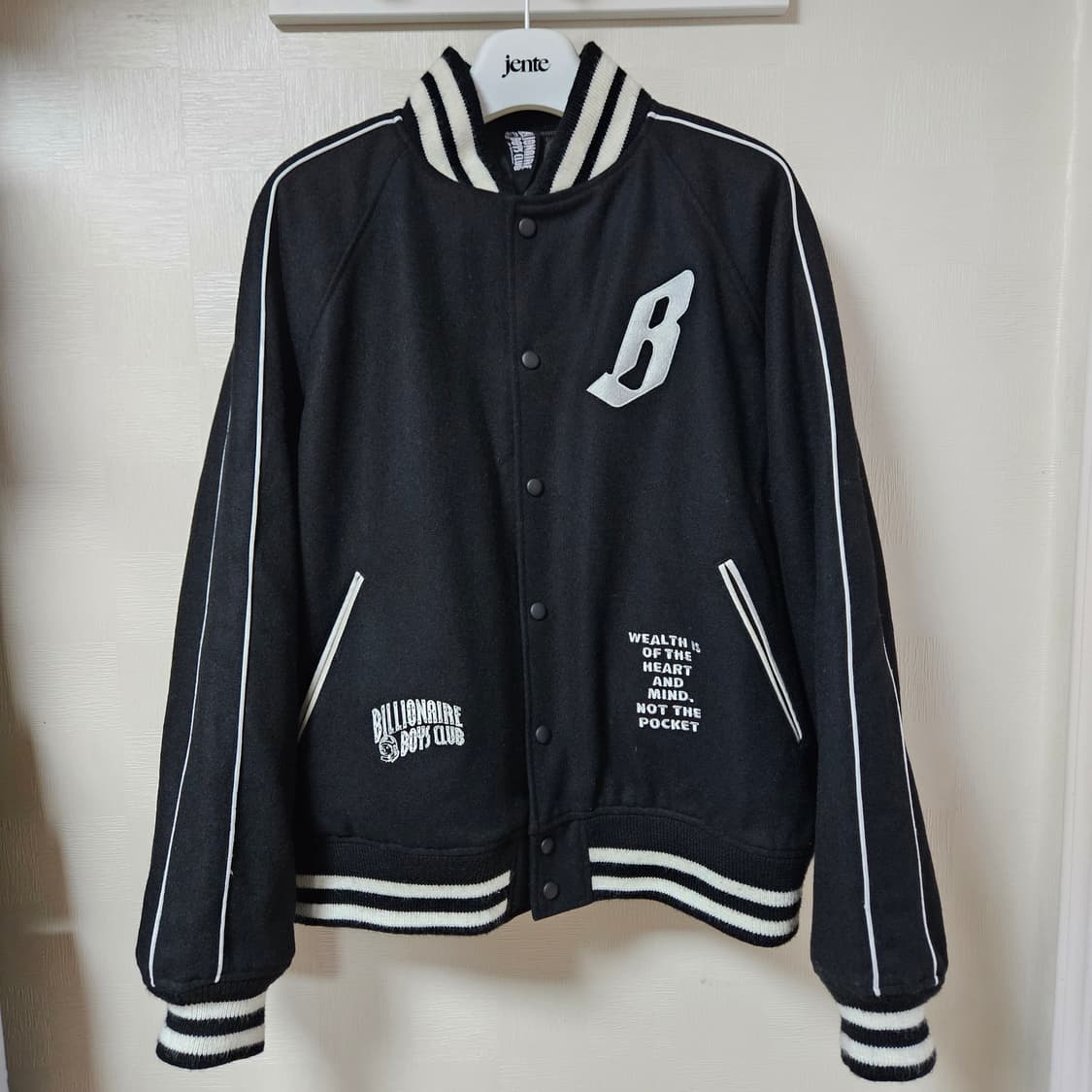 빌리네어보이즈클럽 재팬 익스클루시브 바시티 자켓 상품이미지1