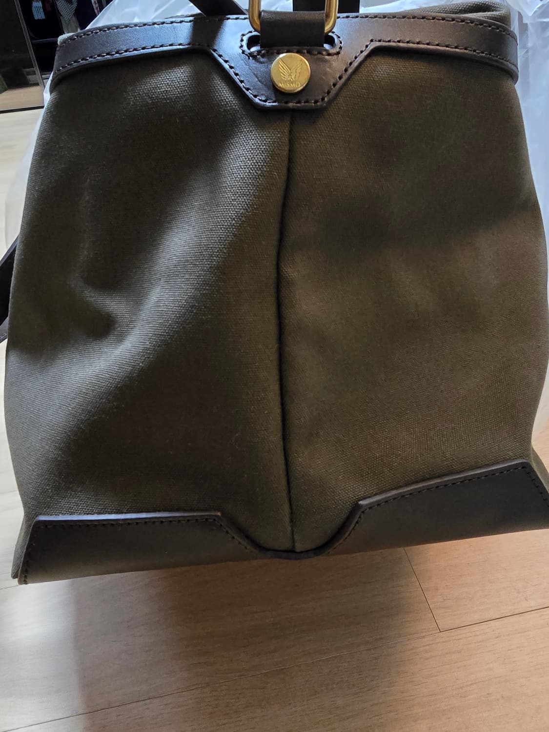 미즈모(Mismo)의 가죽,캔버스 토트백입니다. 상품이미지9