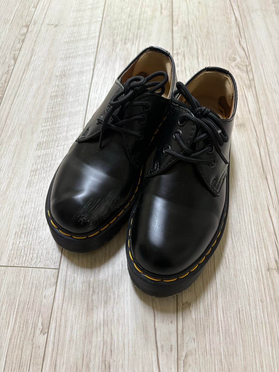 닥터마틴 1461 3홀 쿼드 230-235 상품이미지1