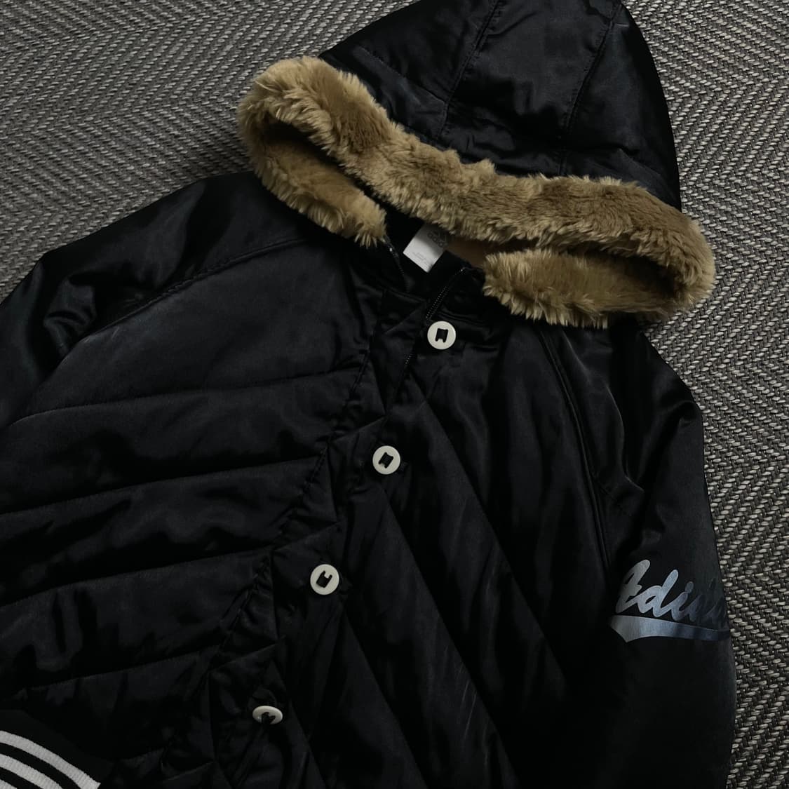 아디다스 y2k 크롭 퍼 패디드 후드 점퍼o 4608 상품이미지4