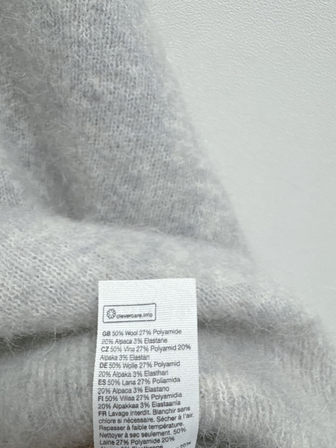 앤아더스토리즈 루즈핏 알파카 하이넥 니트  상품이미지6