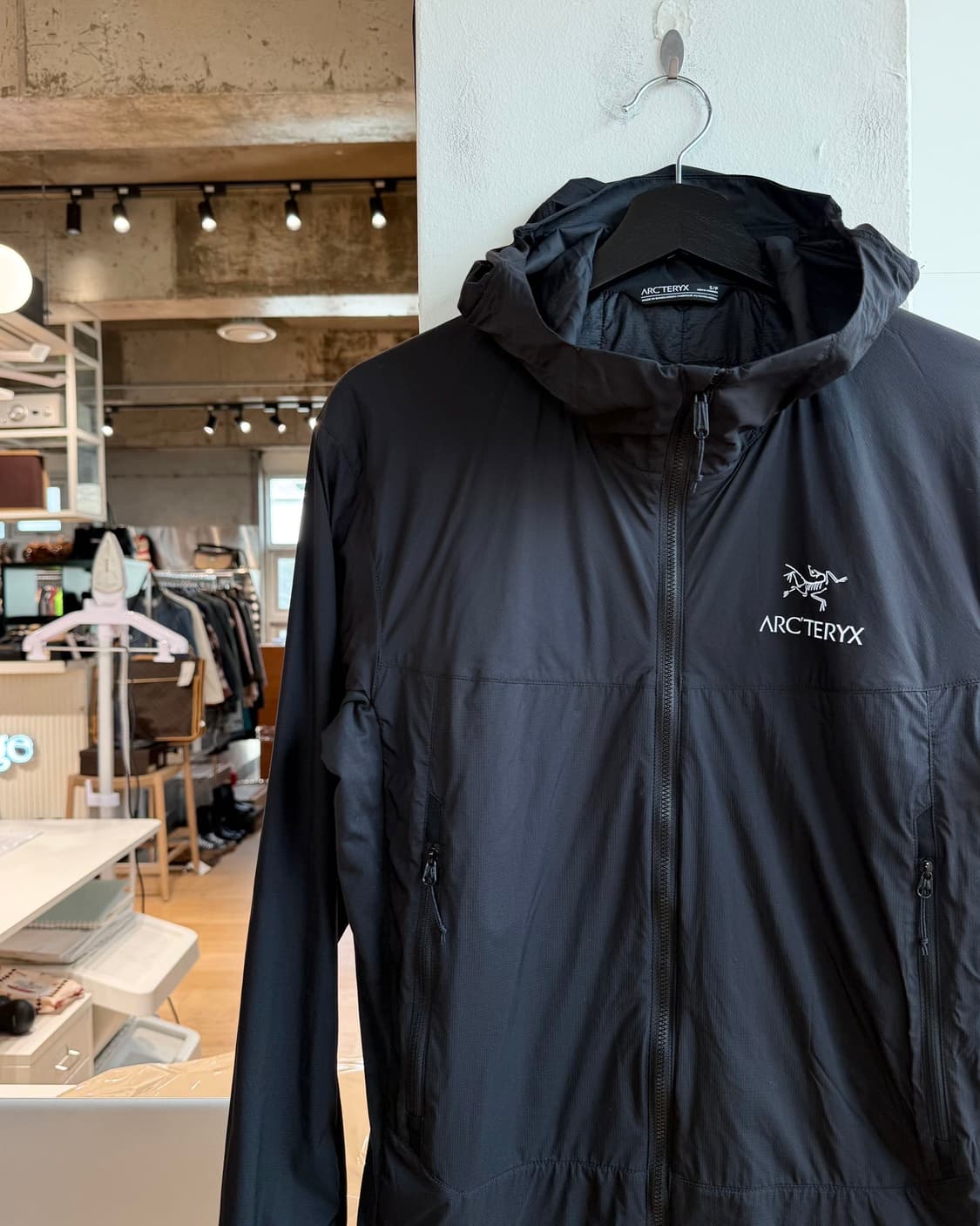 아크테릭스 블랙 아톰 SL 후디 자켓  상품이미지4