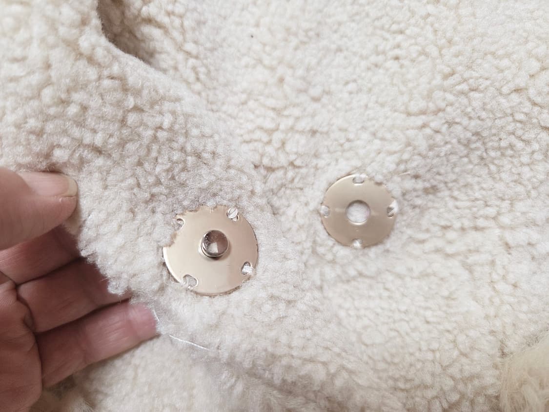 아브컬렉션(AVV COLLECTION) 에코퍼 베스트 무스탕 새상품  상품이미지7