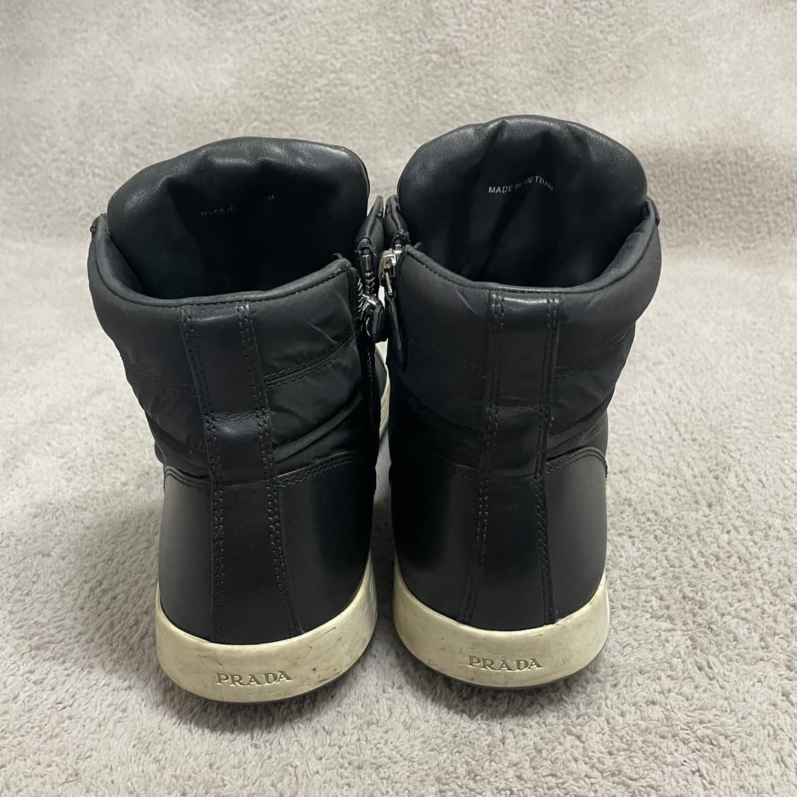 265) 프라다 스포츠 레더 나일론 로고 미드탑 스니커즈 상품이미지6