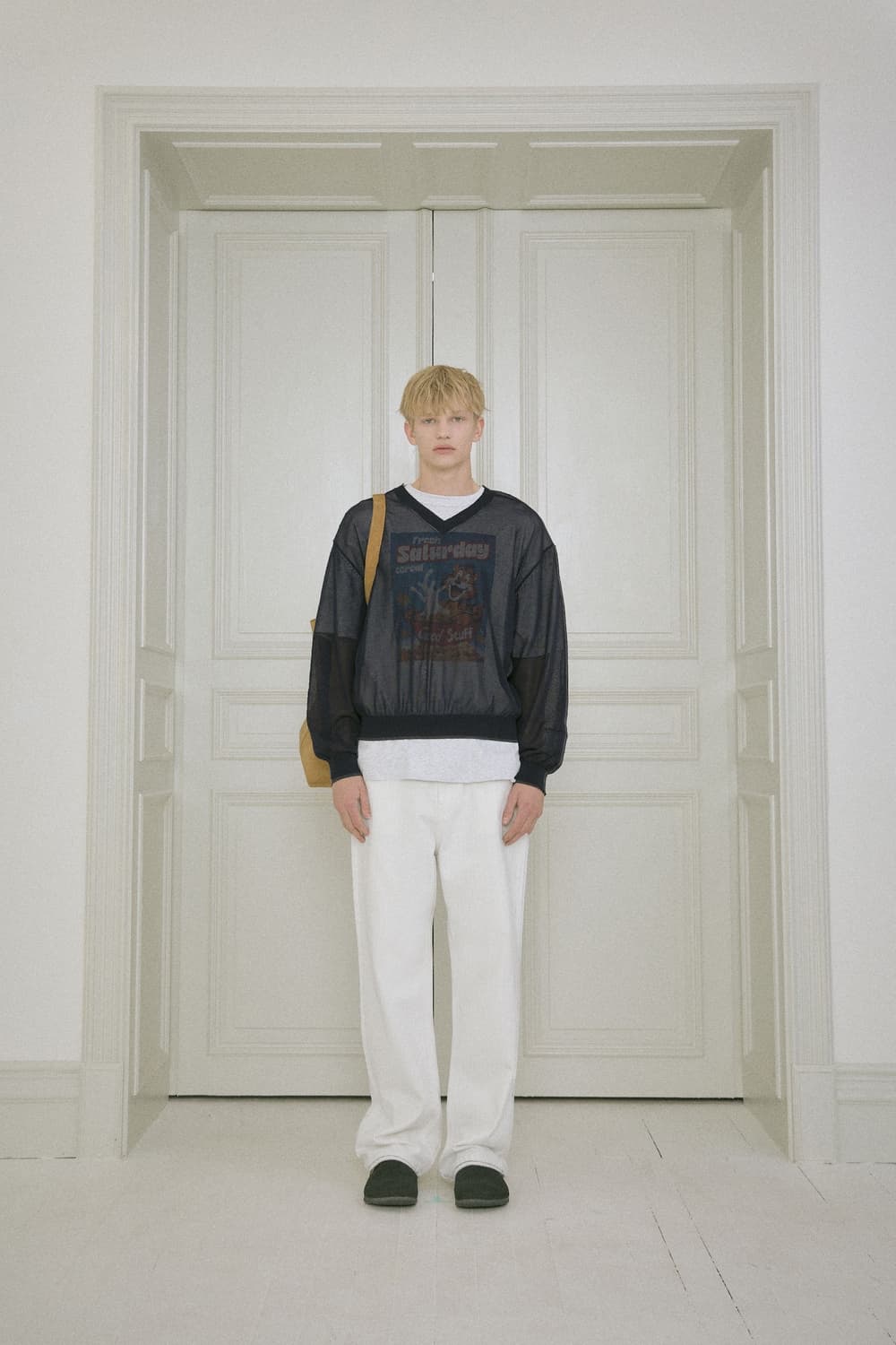 STU Sheer V-neck Knit Navy  L 상품이미지2