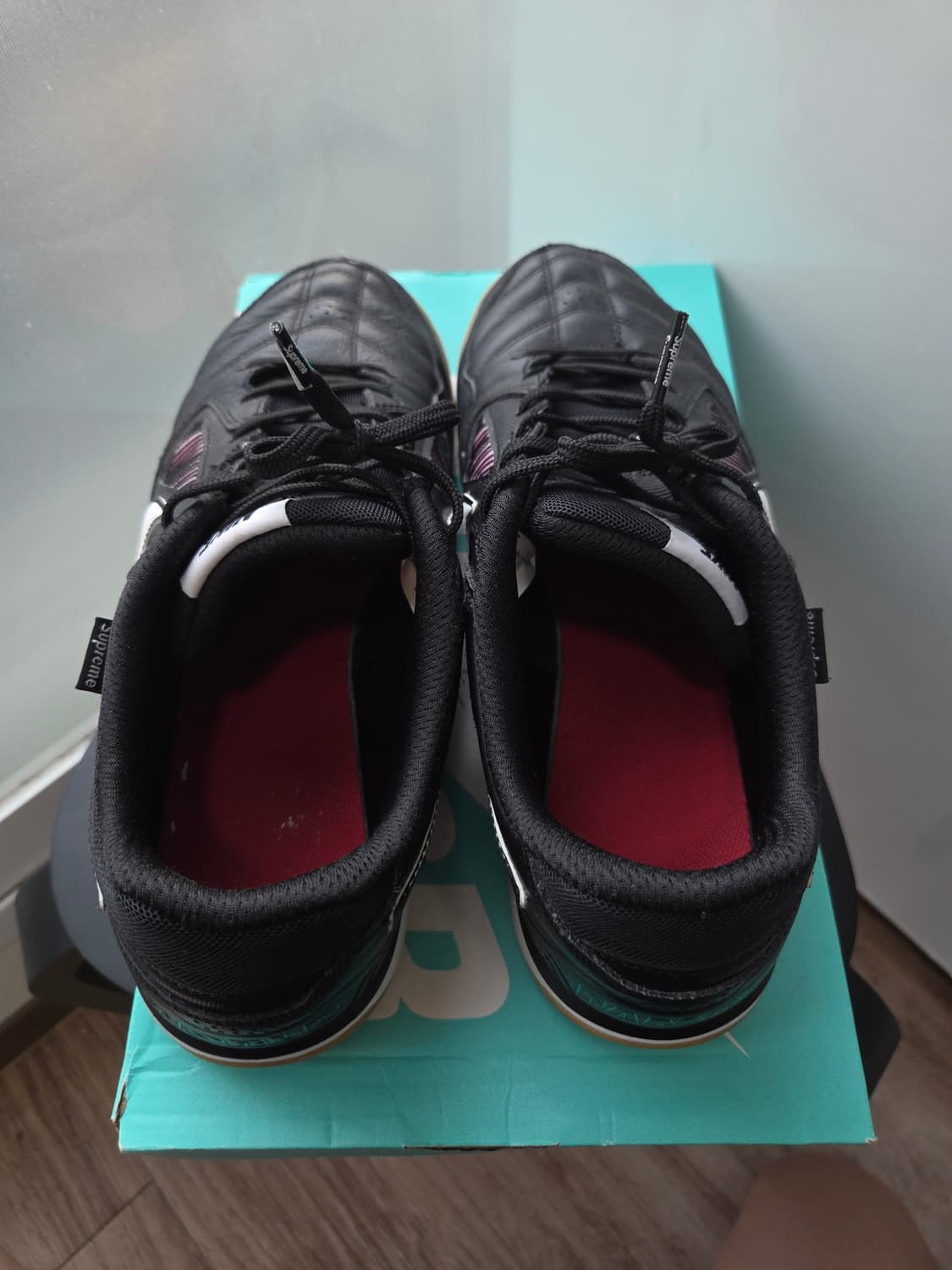 나이키 슈프림 가토 상품이미지3