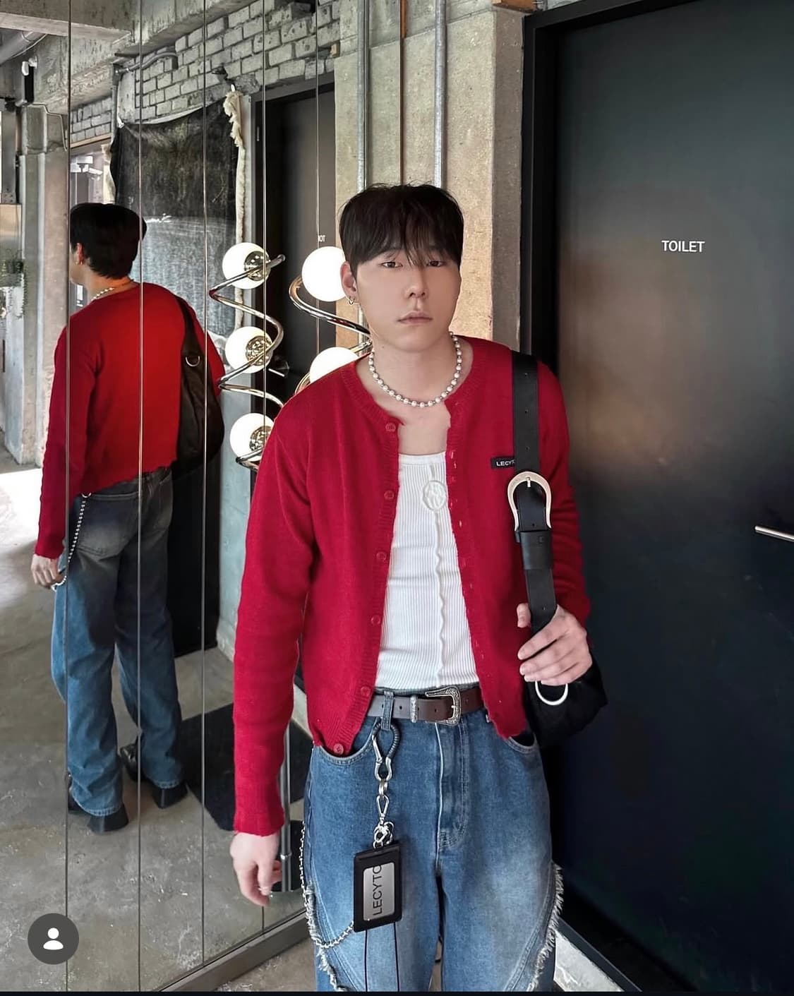 Destroyed Round Wool Knit Cardigan_[Red] 상품이미지1