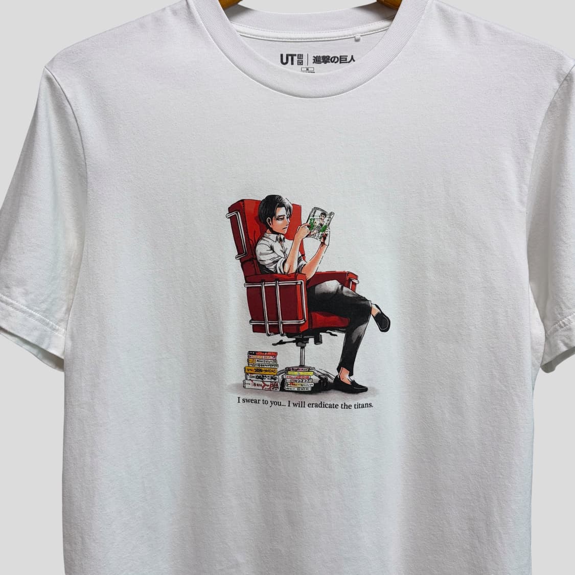 (M)유니클로 진격의 거인 반팔티셔츠 상품이미지2