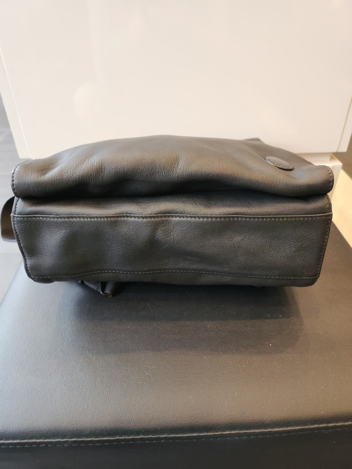 만다리나덕 플락플랩 가죽백팩(새상품급) 상품이미지4