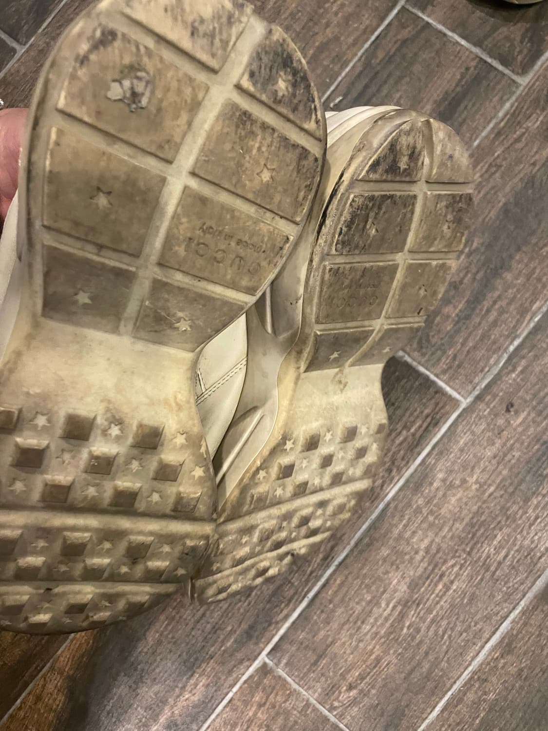 구찌 아이보리 스니커즈 어글리슈즈 240 상품이미지6