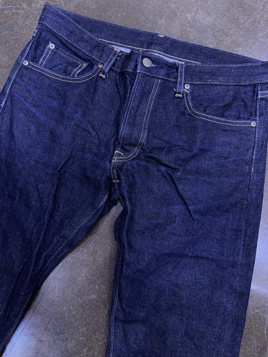 유니클로 슬림 스트레이트핏 셀비지 데님팬츠 딥인디고 32 상품이미지3