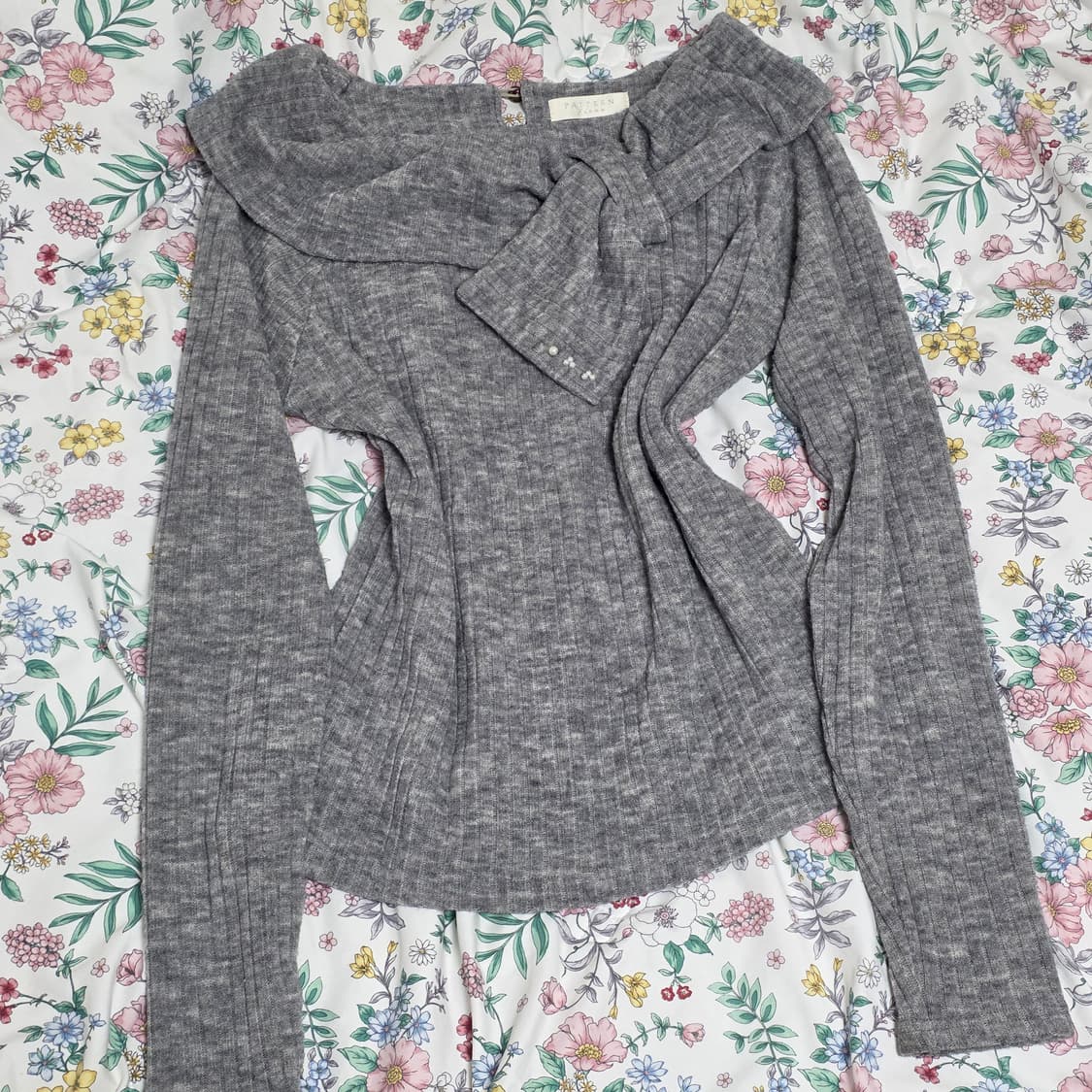 일본빈티지)그레이 빅리본 모리걸갸루 진주 골지니트 로맨틱오프숄더긴팔슬리브 상품이미지3