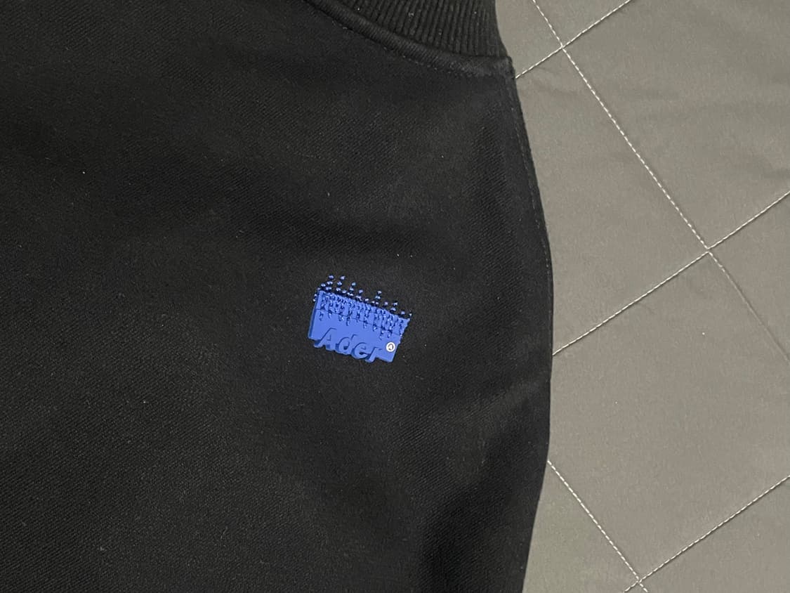 아더에러 맨투맨  상품이미지2