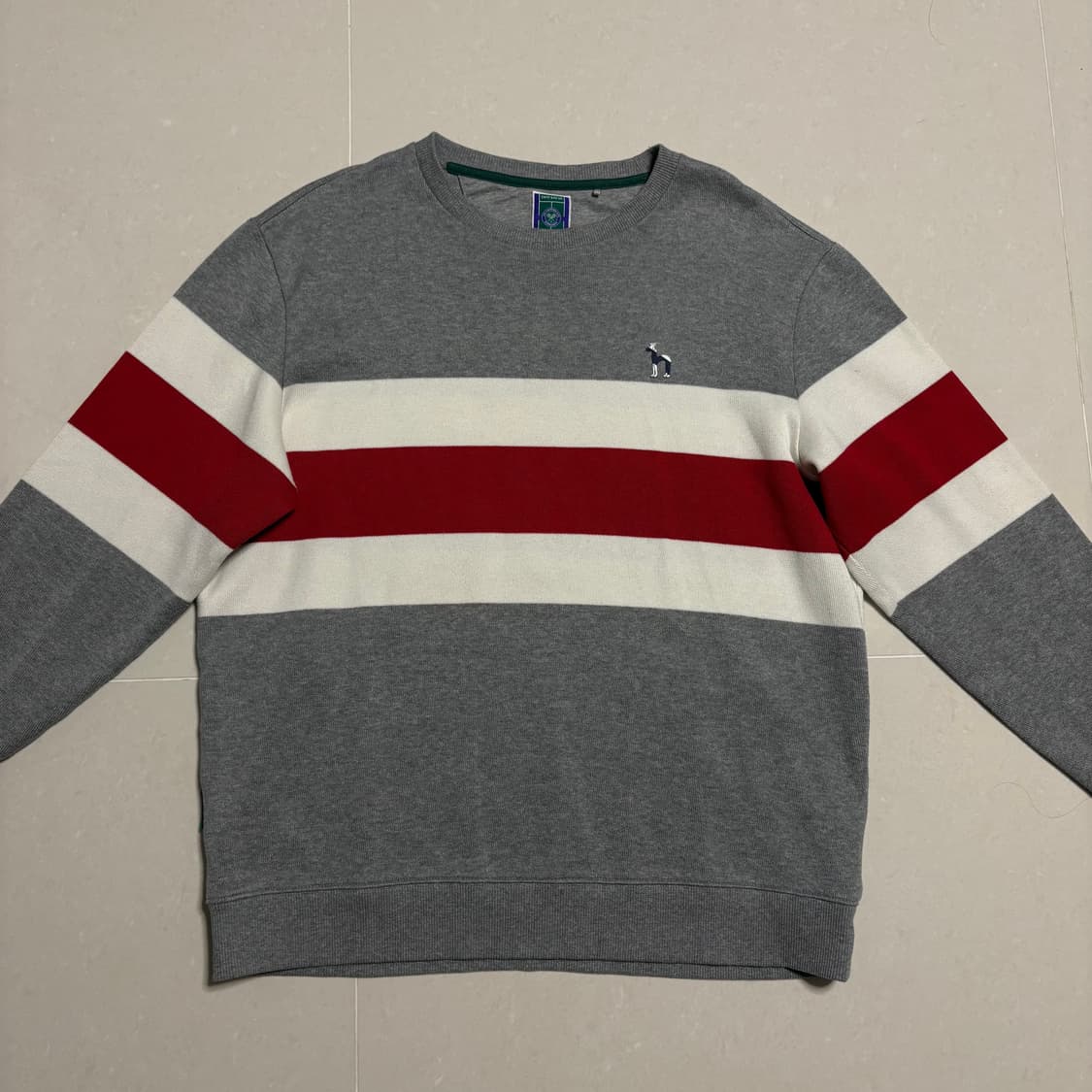 정품 헤지스 윔블던 빅플래그 배색 맨투맨 그레이 상품이미지3