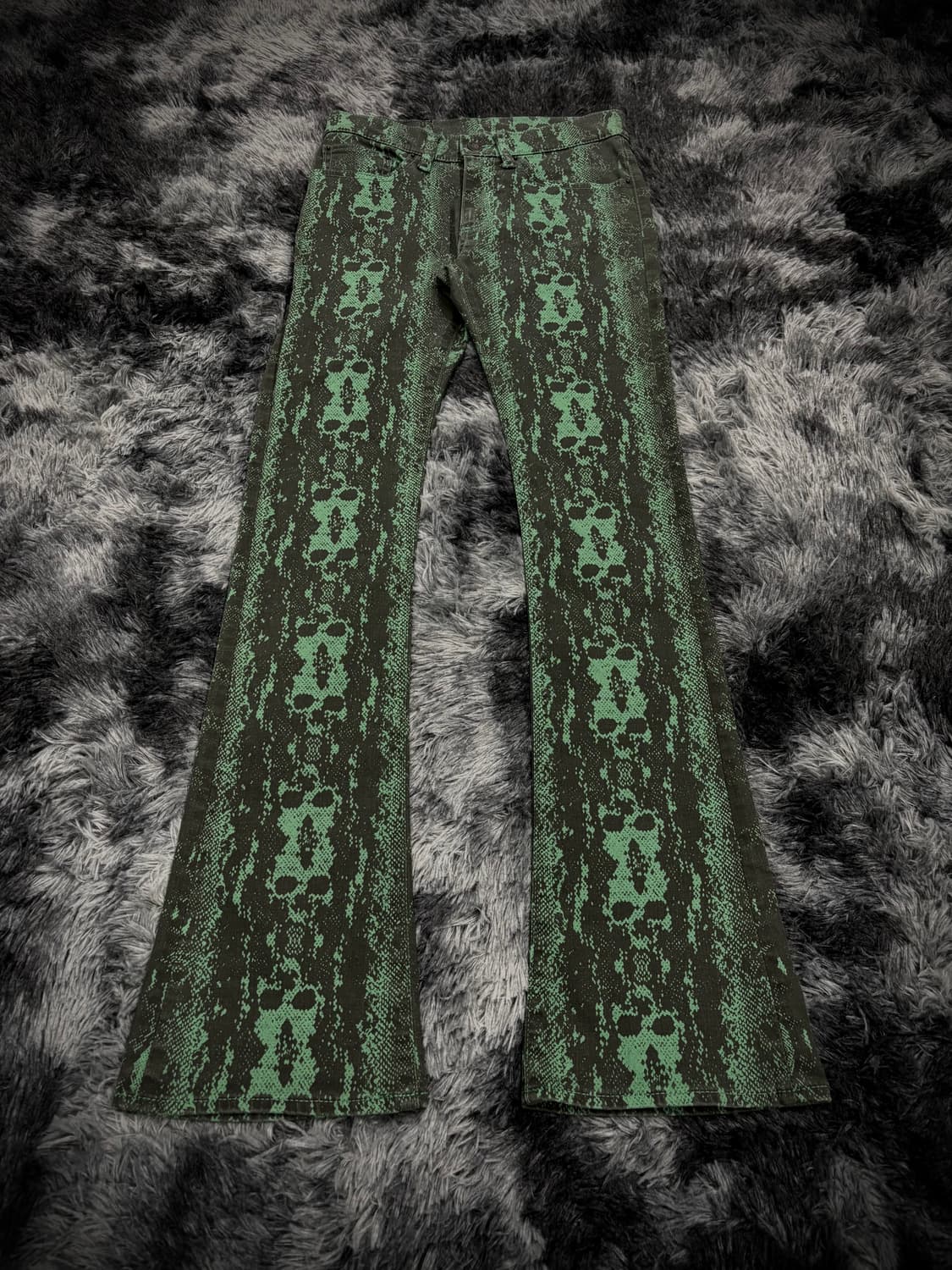 Hysteric Glamour 그린 스네이크 패턴 스컬 부츠컷 팬츠 상품이미지1