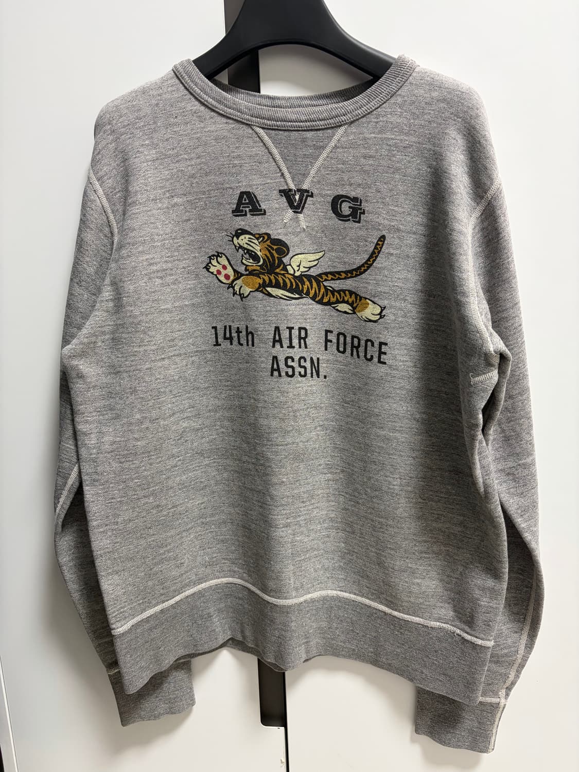 버즈릭슨 avg 플라잉타이거 맨투맨 스웻셔츠 상품이미지1
