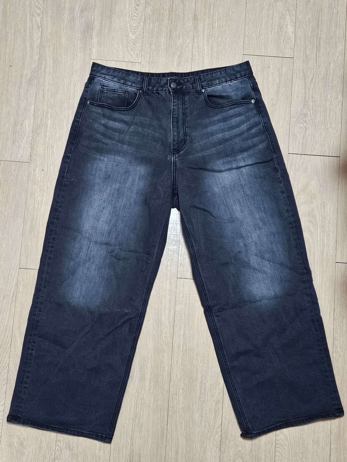 무신사 스탠다드 빅 브러쉬 엑스트라 와이드 데님 팬츠 [블랙] 상품이미지3