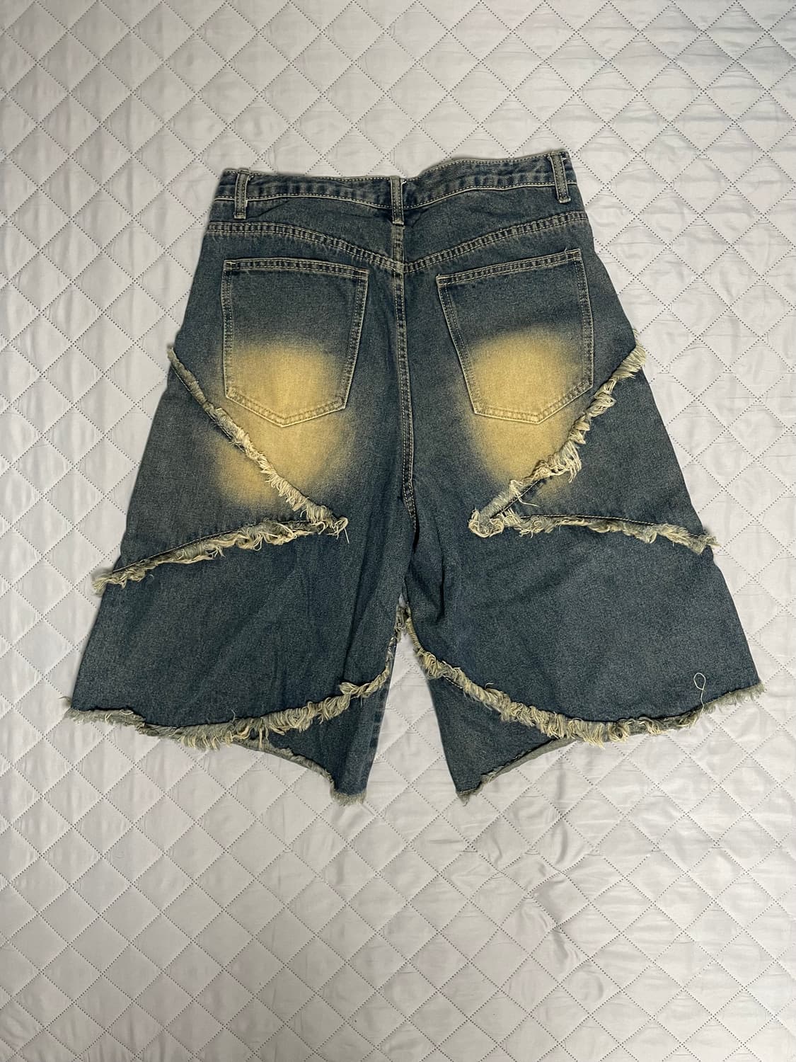 트릴리온 스타 아플리케 데미지 워싱 데님 쇼츠 상품이미지4