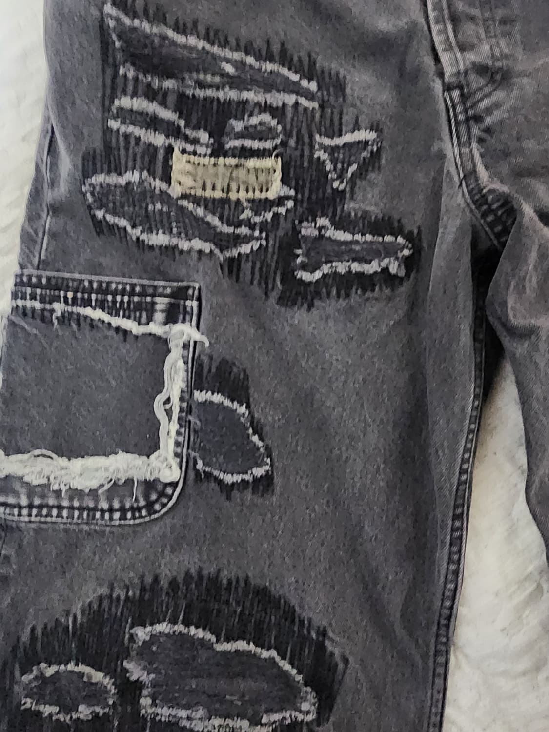 슈프림 블랙민즈 멘디드 루즈 핏 진 워시드 블랙 36 상품이미지6