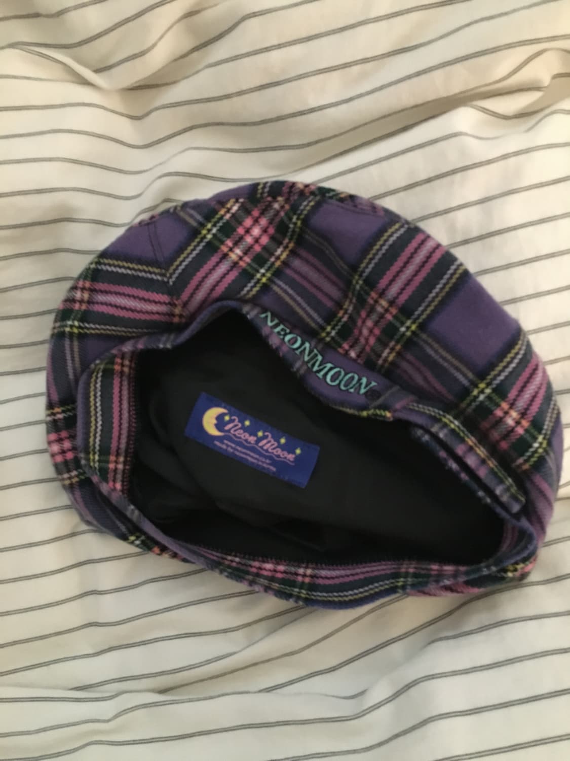 네온문 베레모 상품이미지1