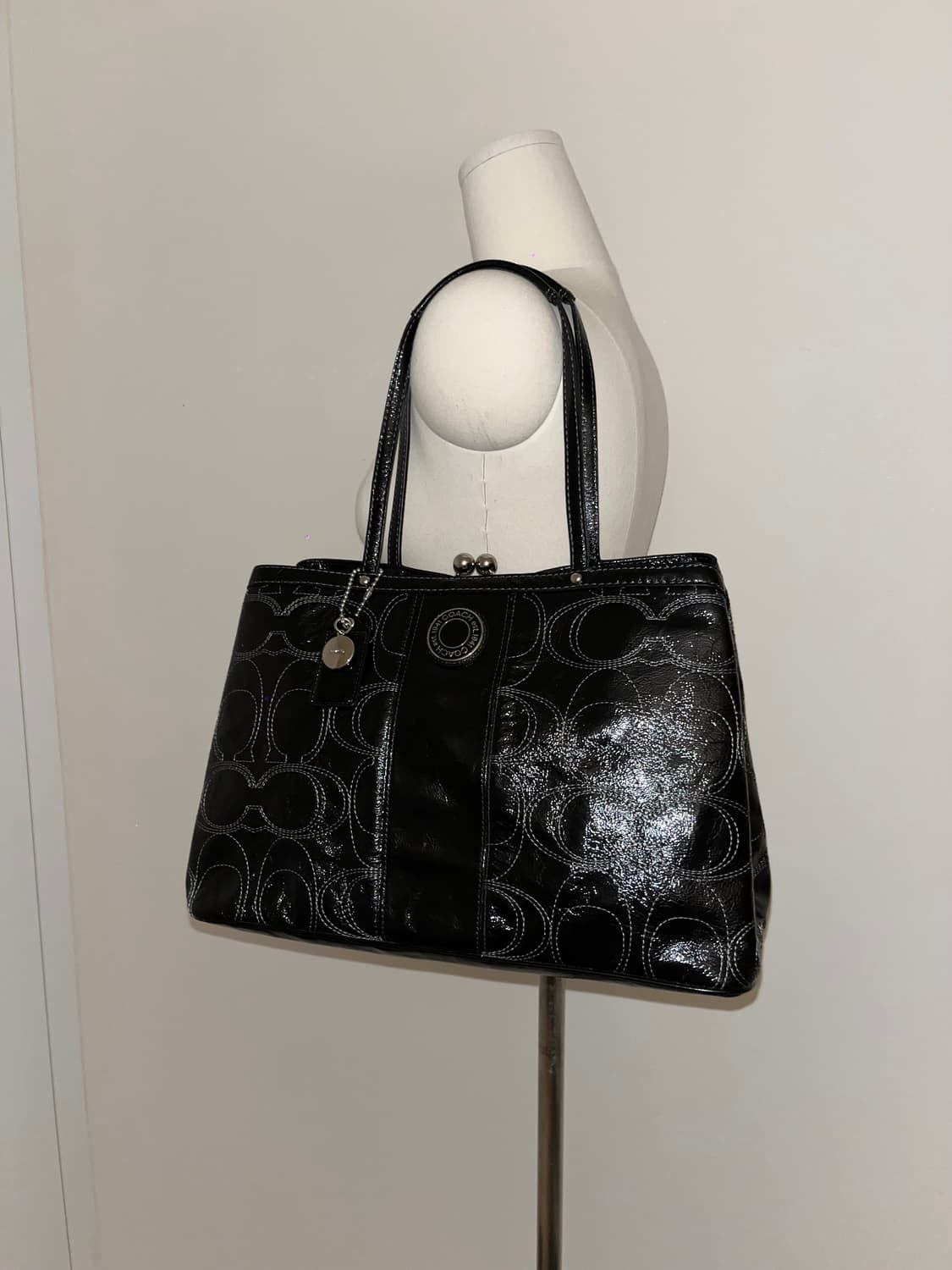 📦Coach White Stitch shoulder bag 상품이미지2