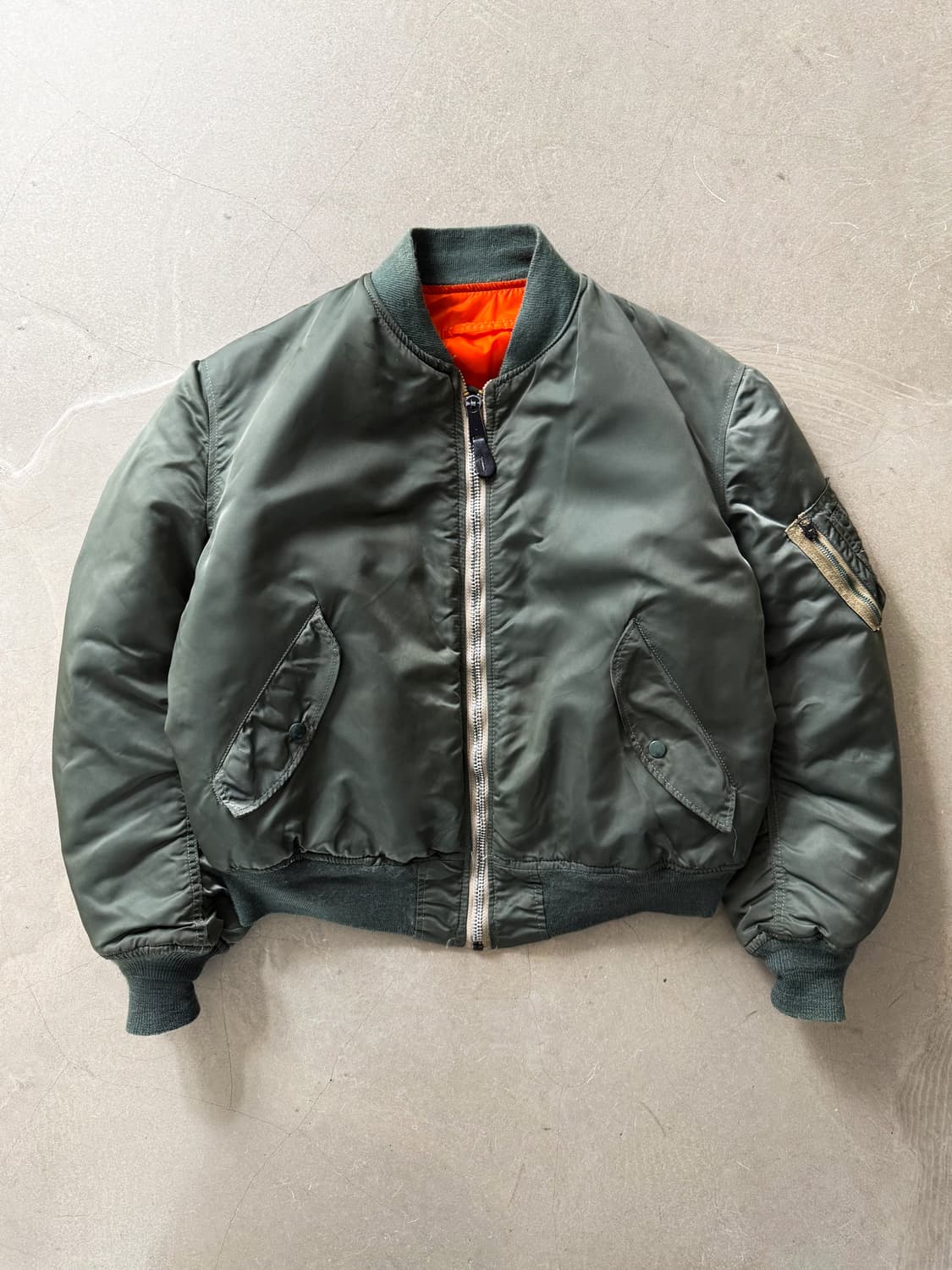 90s Alpha Industries MA-1 Bomber Jacket 상품이미지2