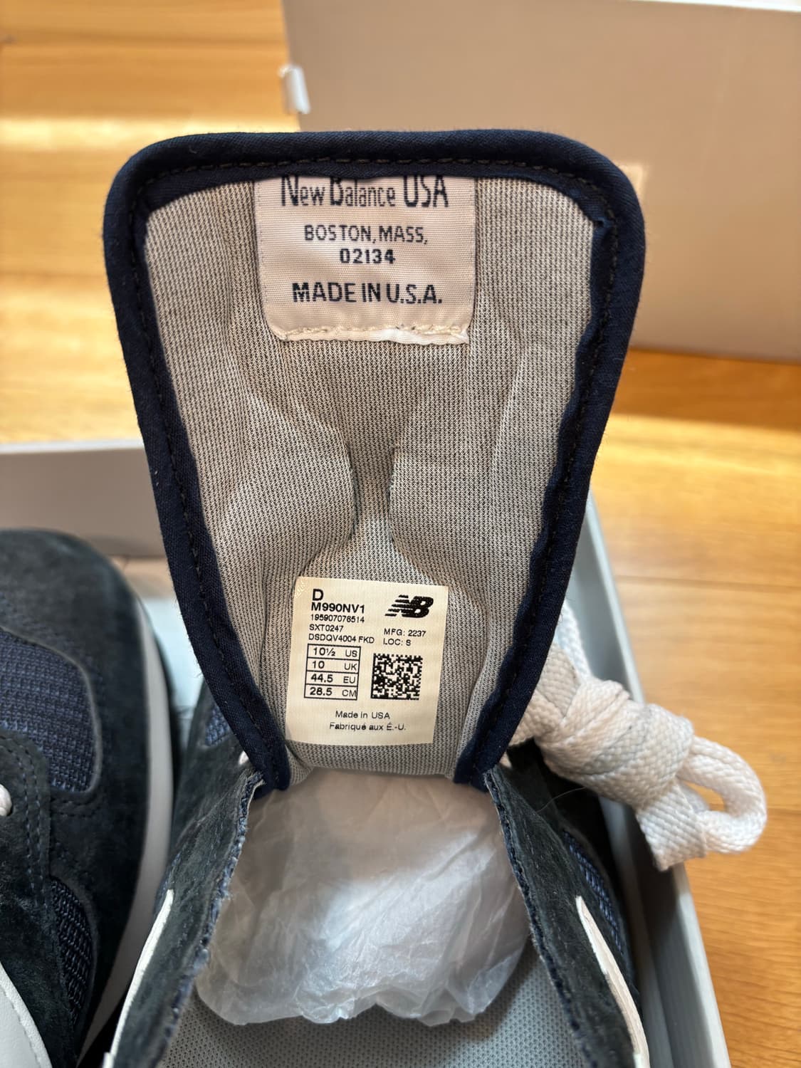 뉴발란스 m990v1 네이비 285 상품이미지3