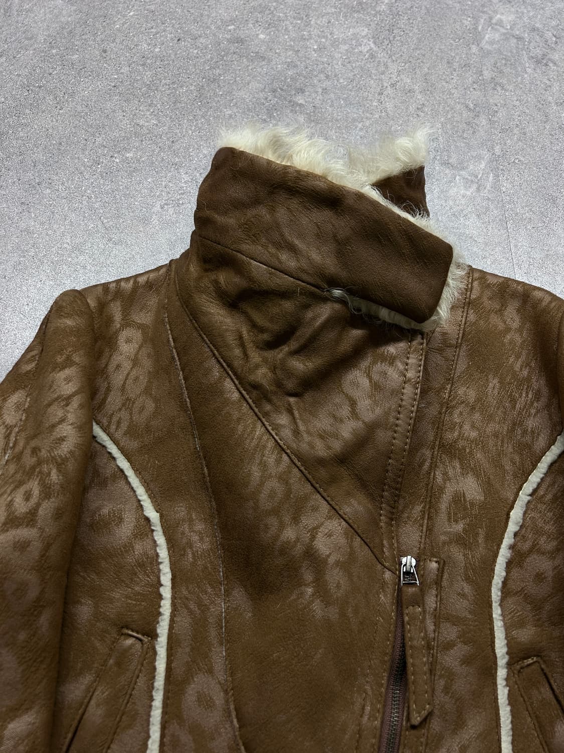 LEWE 레오파드 시어링 자켓 상품이미지4