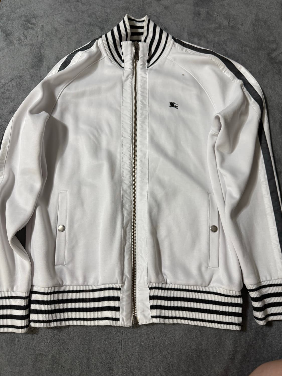 버버리 블랙라벨(Burberry Black Label) 상품이미지1