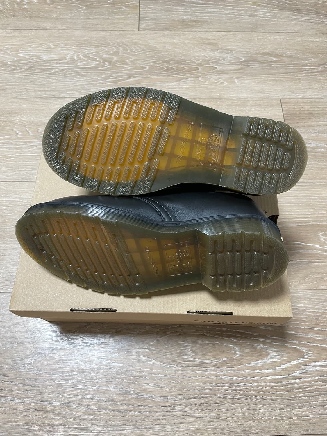 닥터마틴 1461 나파 블랙 230 (uk4) 상품이미지5